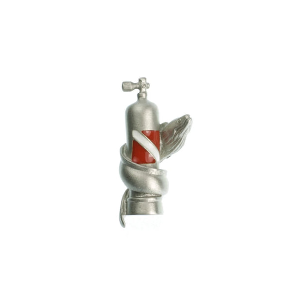 Moray Eel & Scuba Tank Pin- Scuba Diving Pin,Moray Eel Pin, Gifts for Scuba Divers